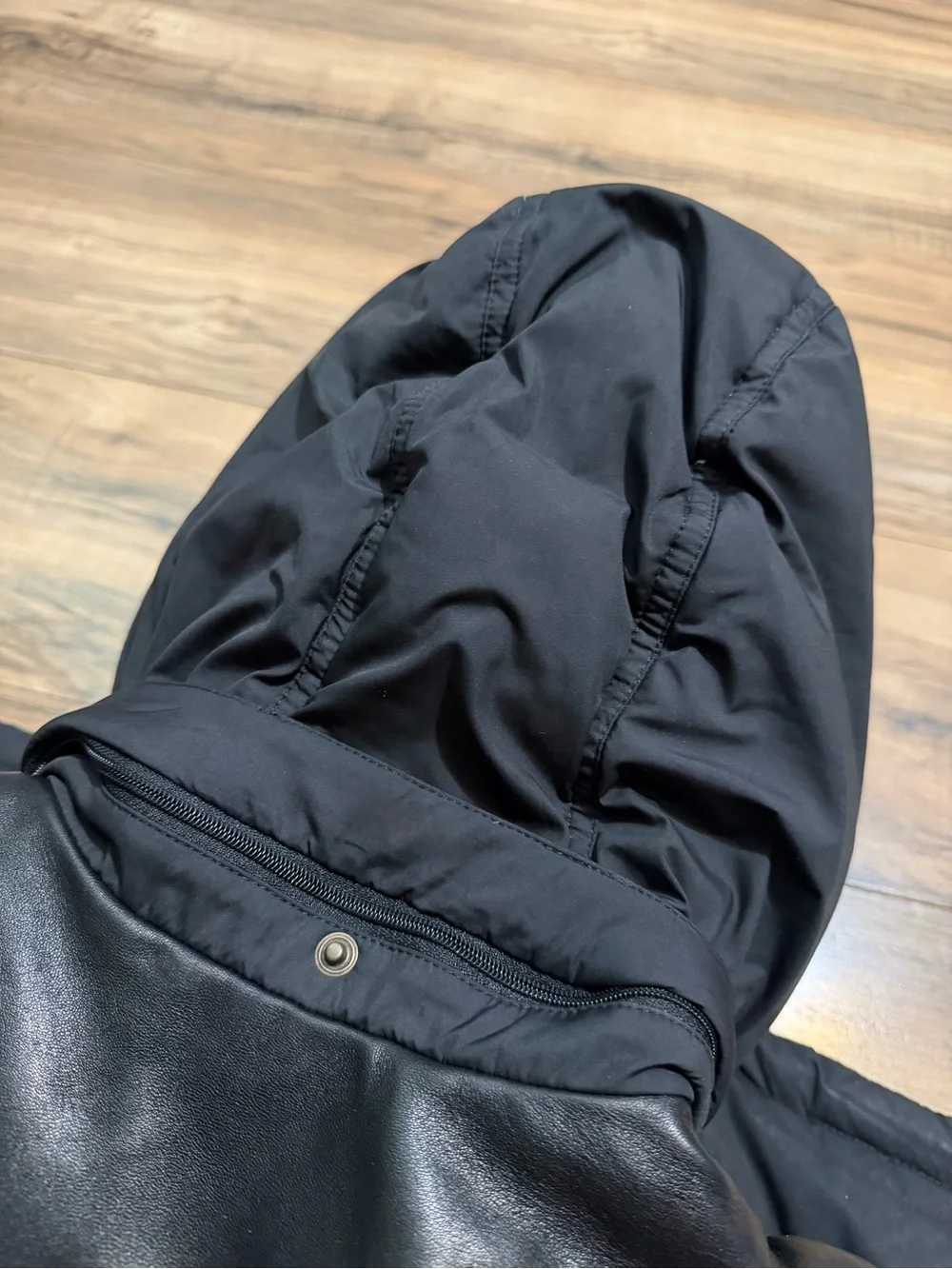 Gucci men leather